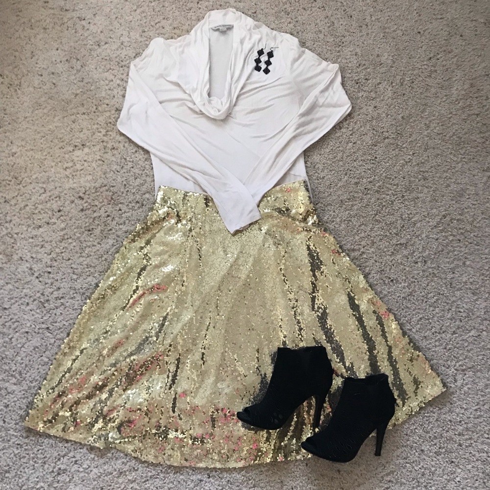 NWT Grace Karin gold sequined skirt